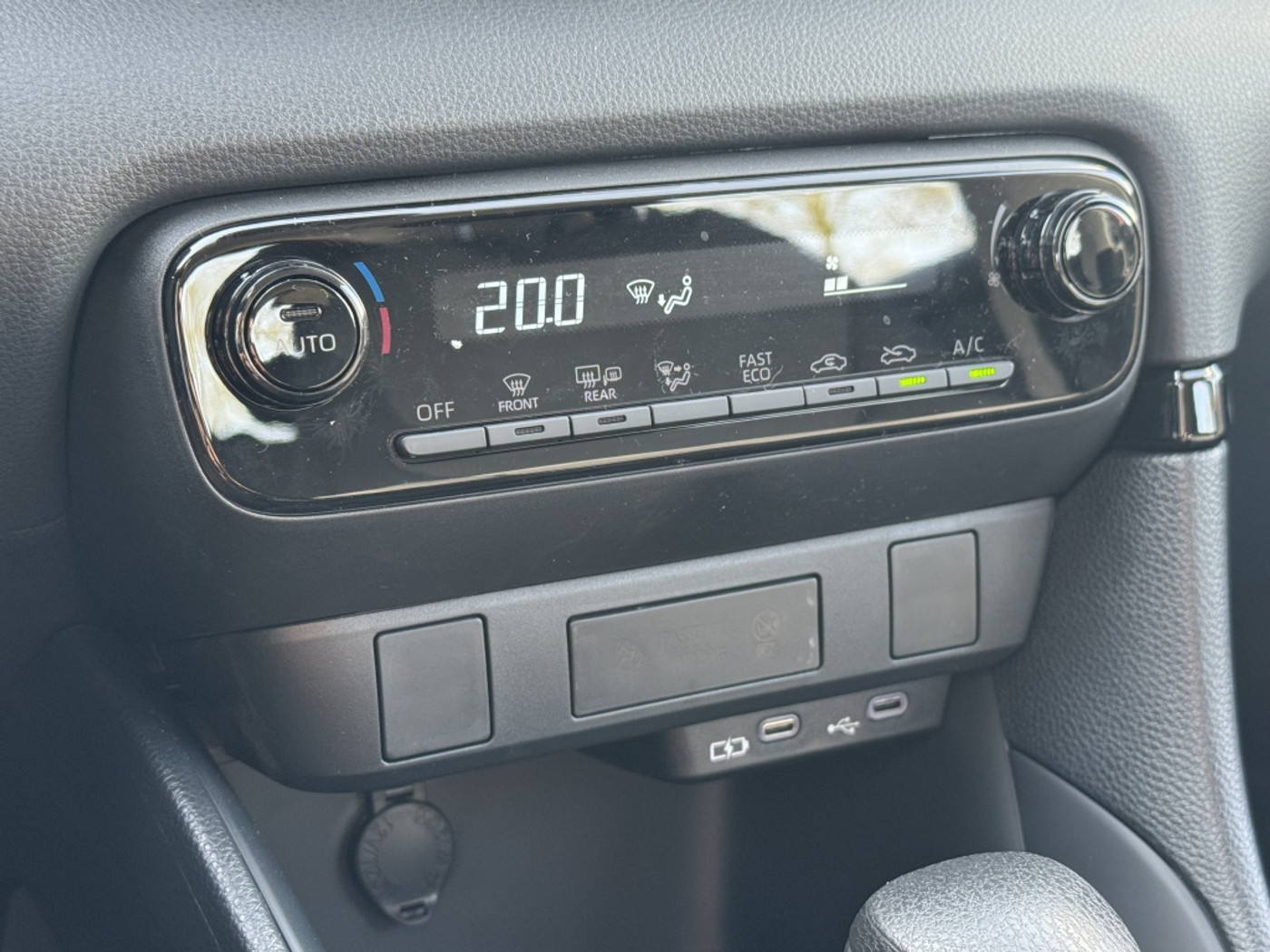 Foto van Mazda Mazda2 Hybrid