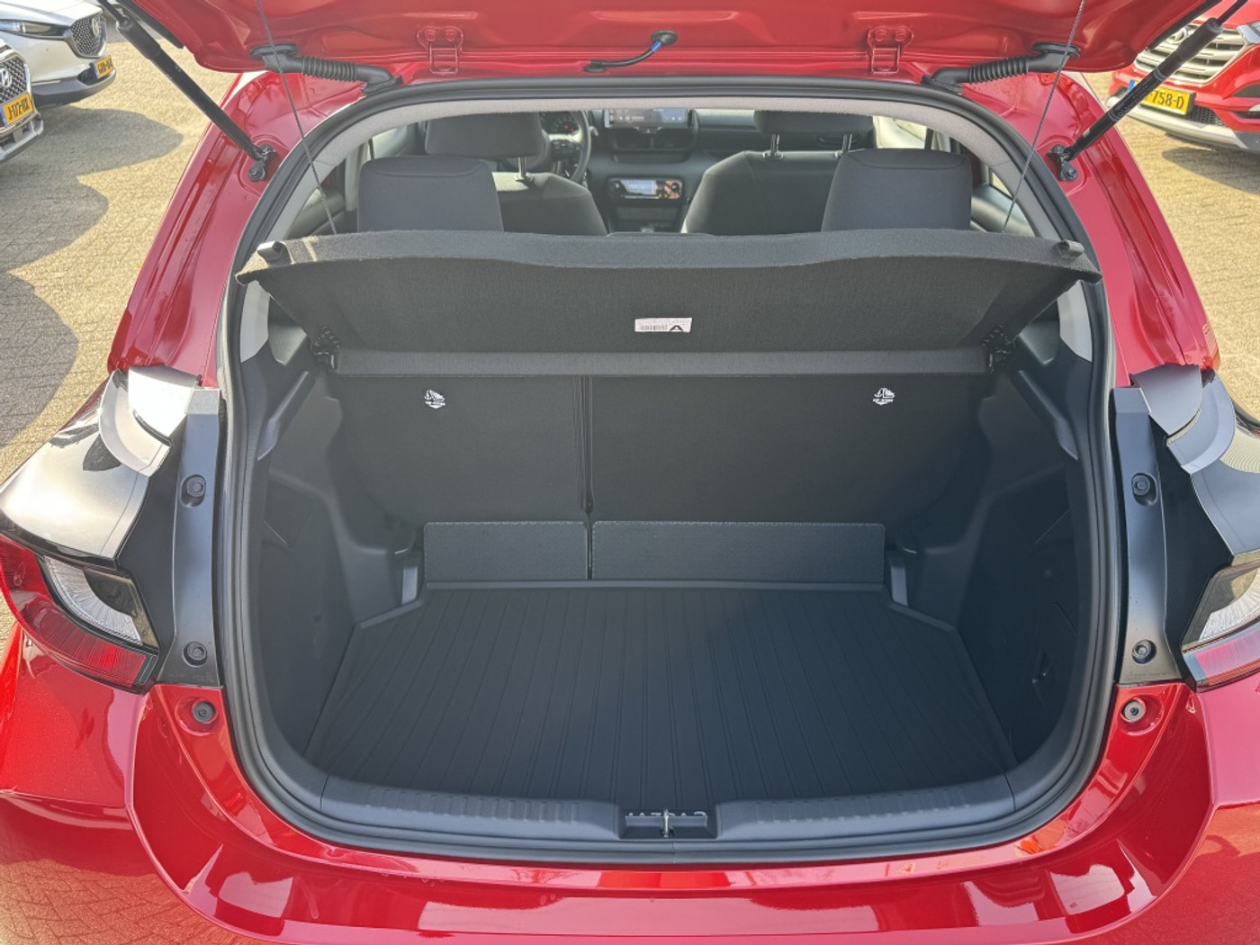 Foto van Mazda Mazda2 Hybrid