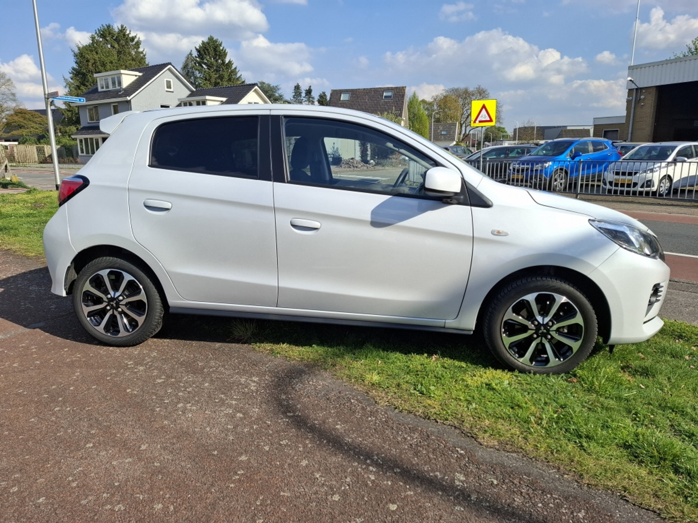 Foto van Mitsubishi Mitsubishi Space Star