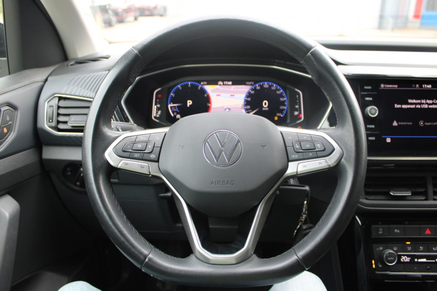 Foto van Volkswagen T-cross