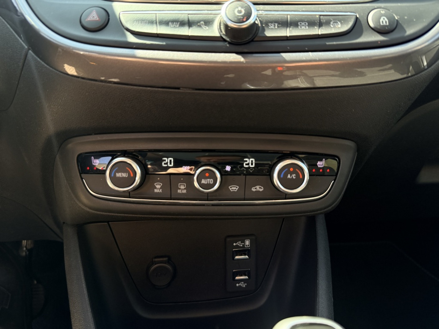 Foto van Opel Crossland X