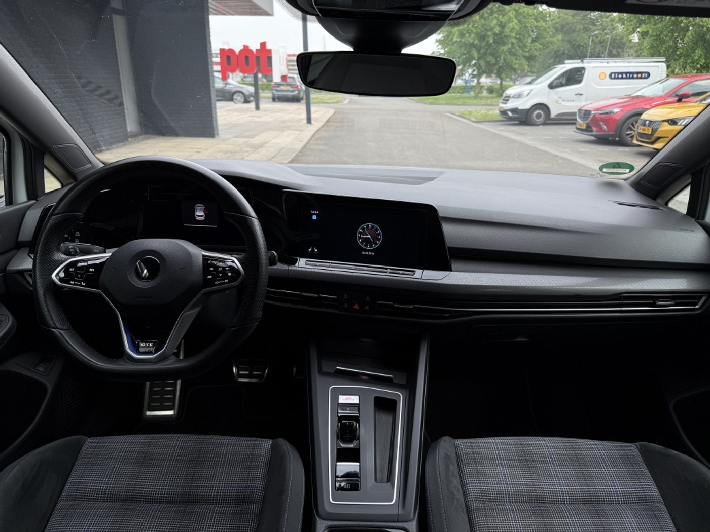Foto van Volkswagen Golf GTE