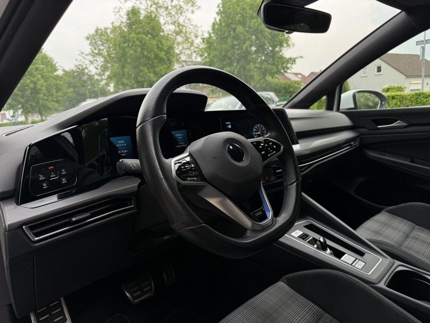Foto van Volkswagen Golf GTE
