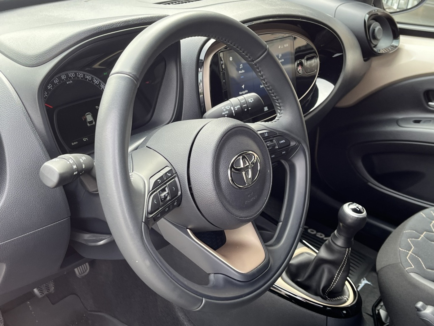 Foto van Toyota Toyota Aygo X