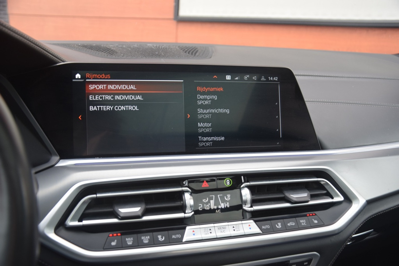 Foto van BMW X5 Xdrive45e