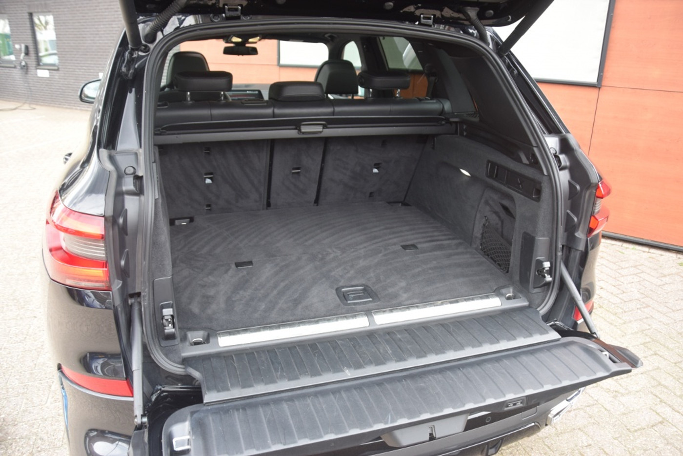 Foto van BMW X5 Xdrive45e
