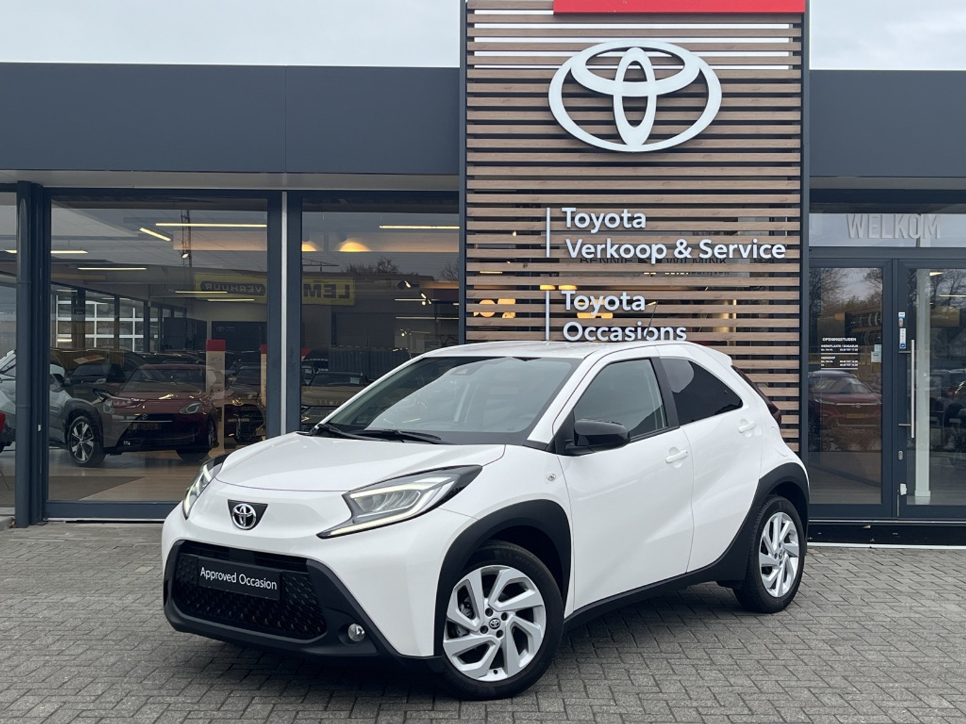 Toyota Toyota Aygo X 1.0 VVT-i MT first Edition | Stoelverwarming 2022 - voorkant