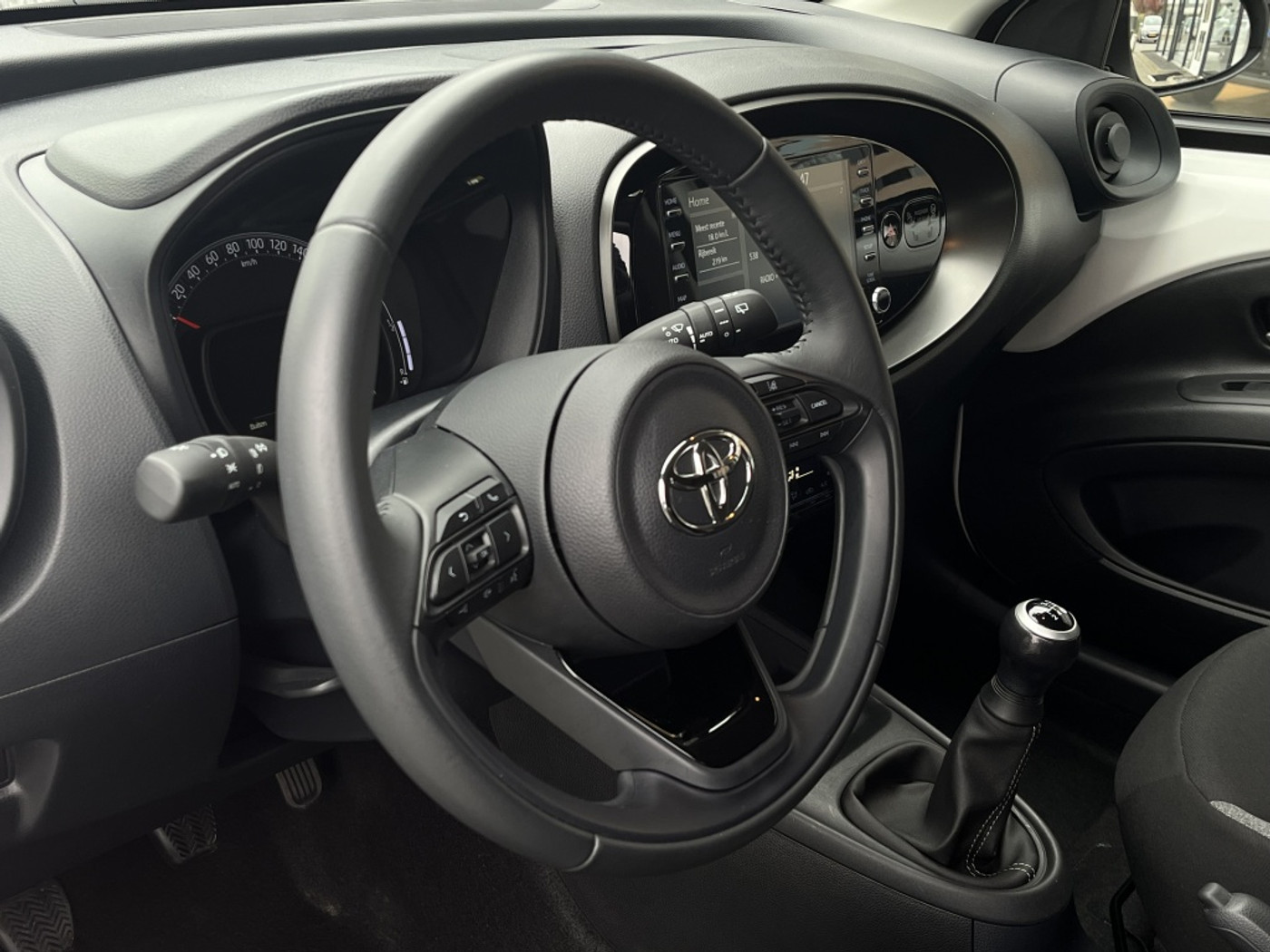 Foto van Toyota Toyota Aygo X