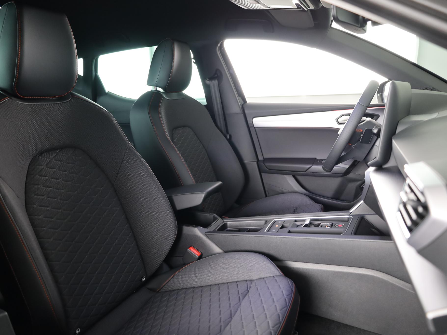 Foto van Seat Seat Leon E-hybrid150