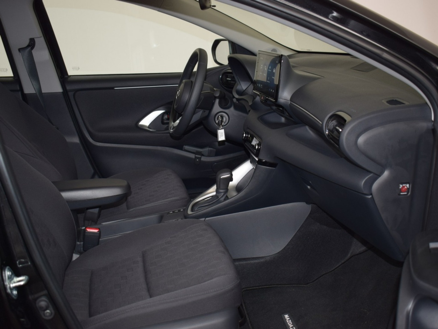 Foto van Mazda Mazda2 Hybrid