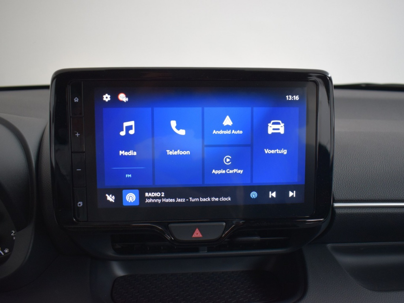 Foto van Mazda Mazda2 Hybrid