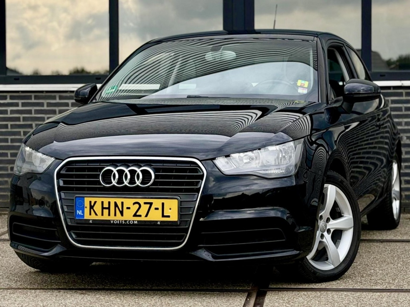 Audi Audi A1 1.2 TFSI Amb. |Airco |CruiseC |Nieuwe APK 2011 - voorkant