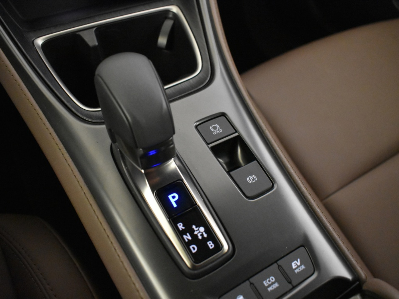 Foto van Lexus Lexus LBX