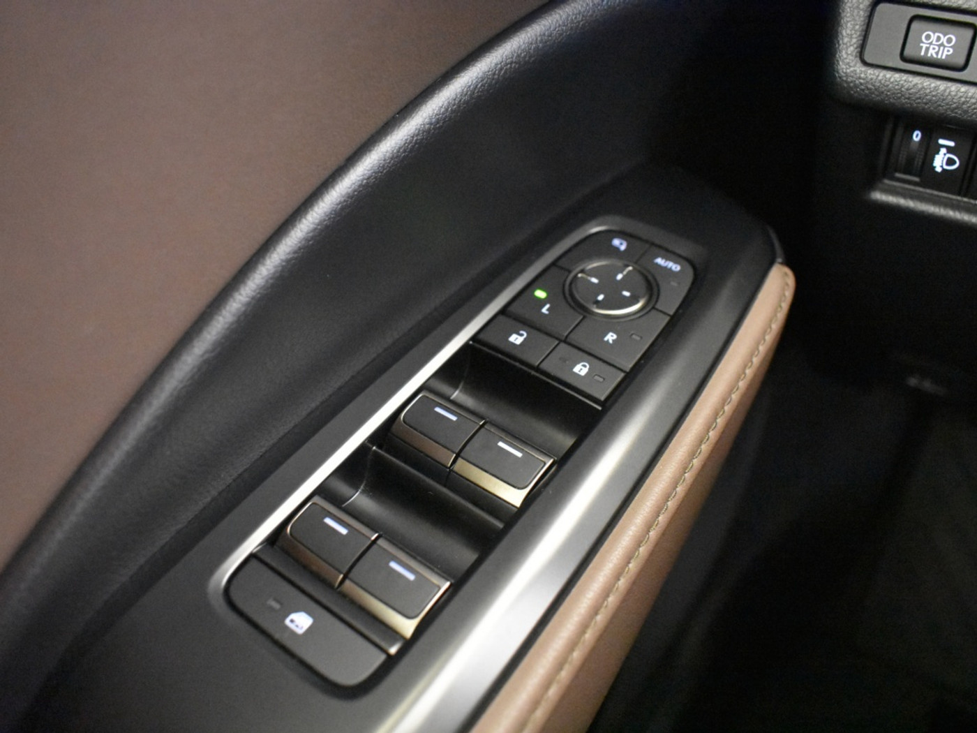 Foto van Lexus Lexus LBX