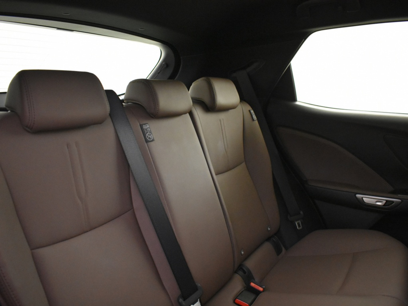 Foto van Lexus Lexus LBX