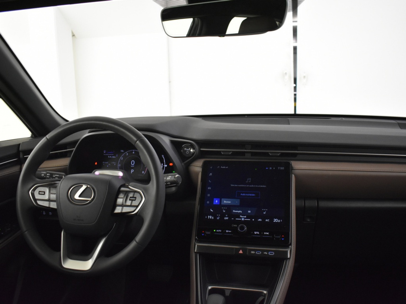Foto van Lexus Lexus LBX