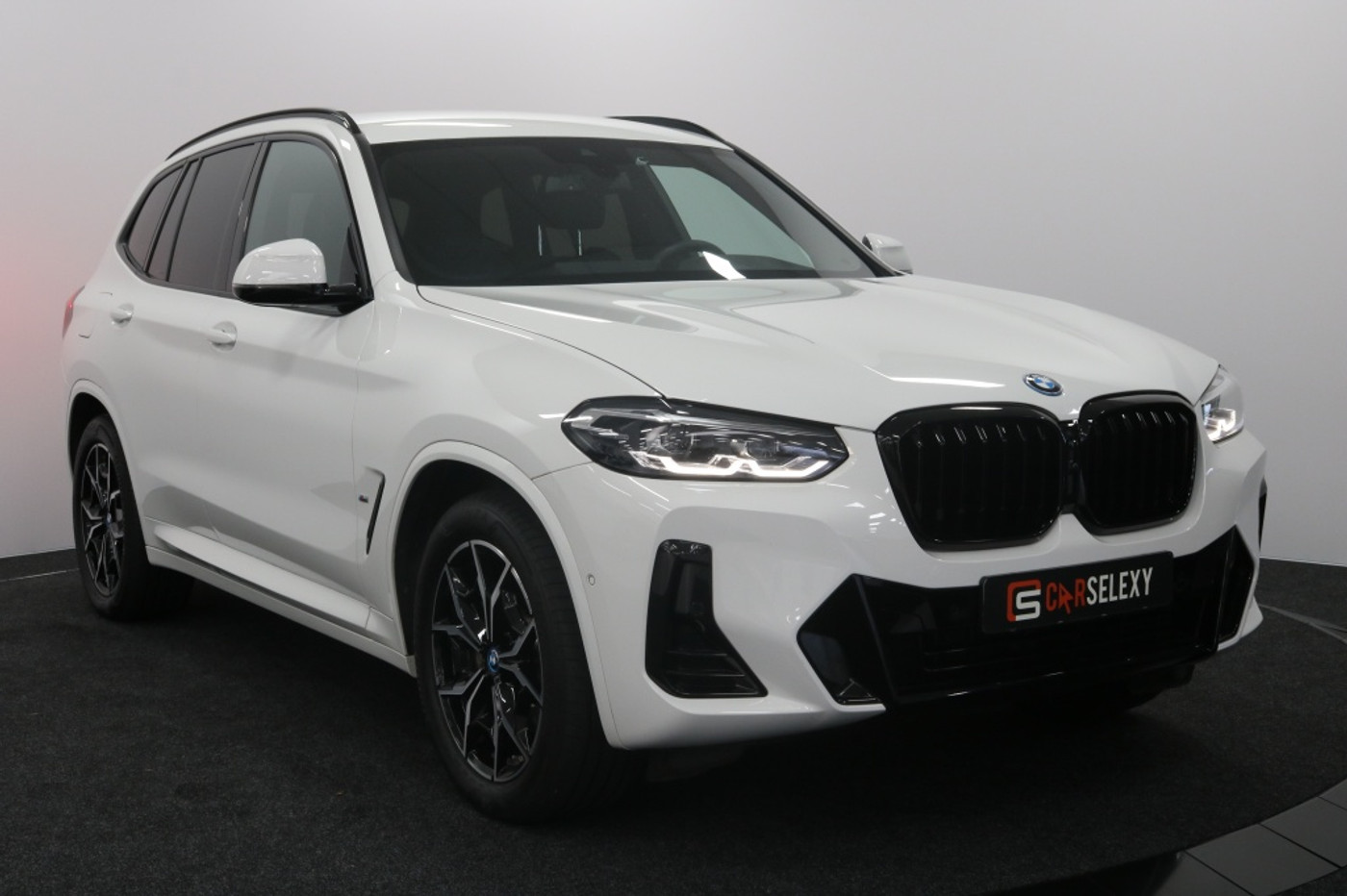 Foto van BMW X3 Xdrive30e