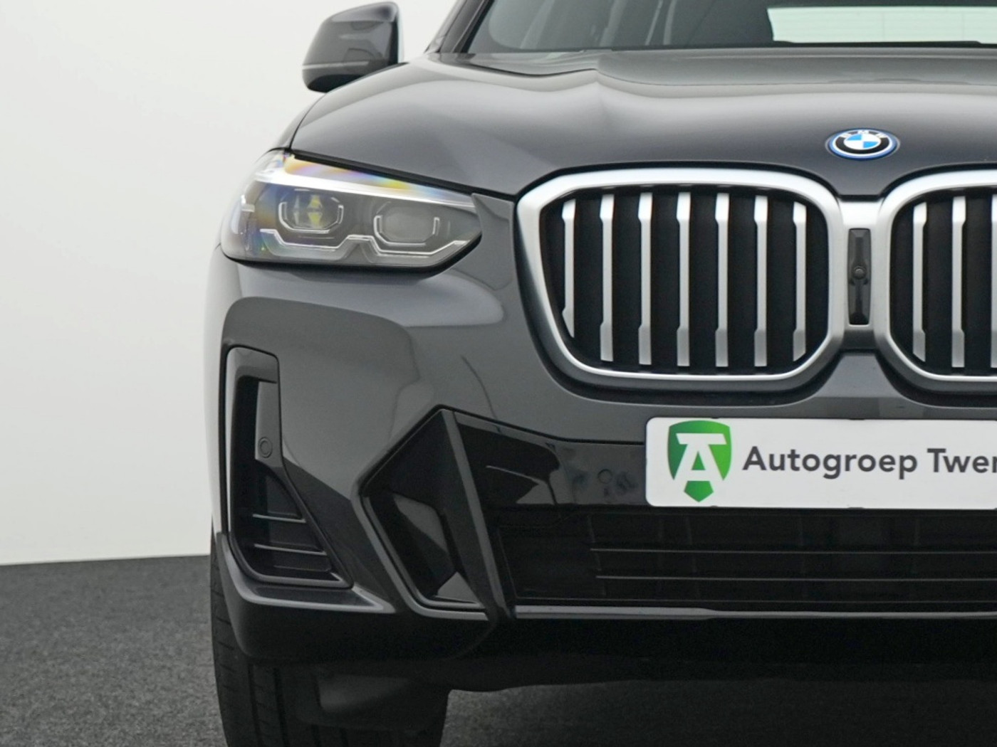 Foto van BMW X3 Xdrive30e