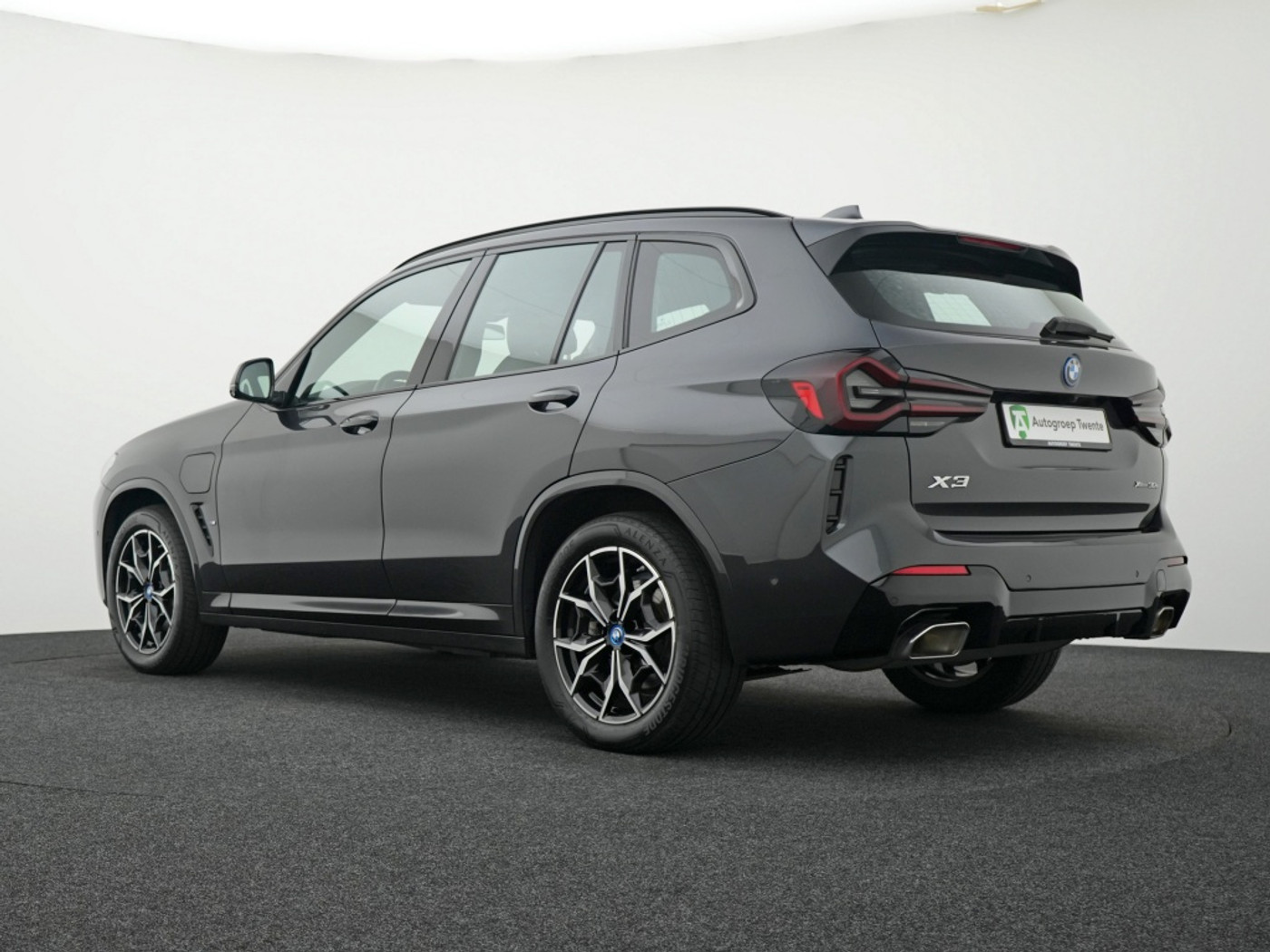 Foto van BMW X3 Xdrive30e