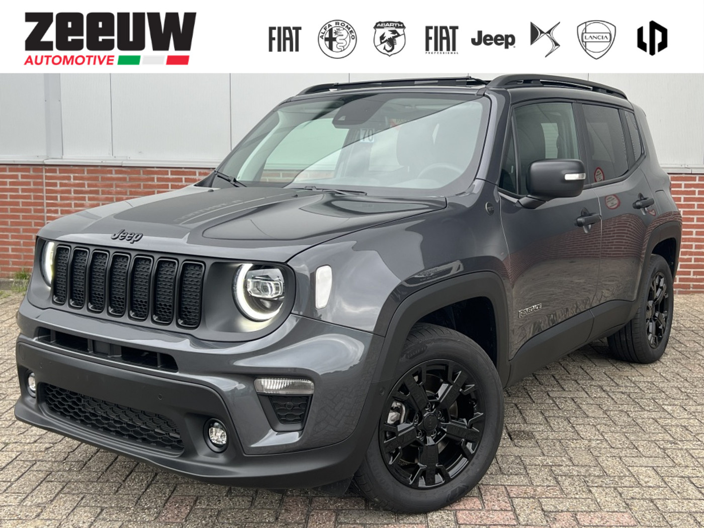 Jeep Renegade 4xe 240 PK Hybrid North Star | Pano | Safety | Winter | 18" 2025 - voorkant