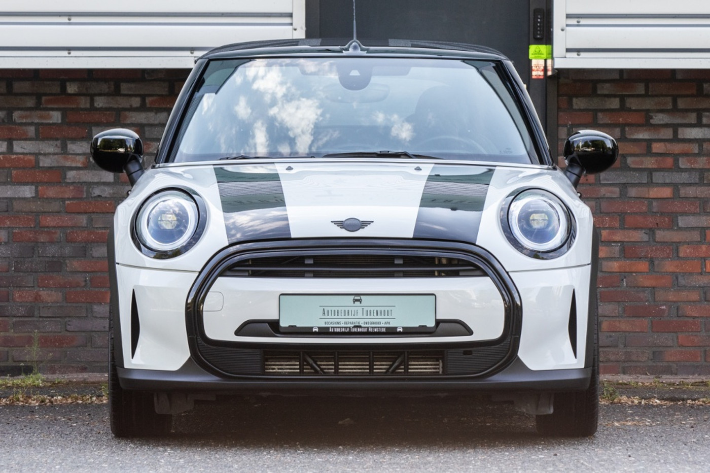 Mini Cooper Cooper Classic Trim 2023 - voorkant