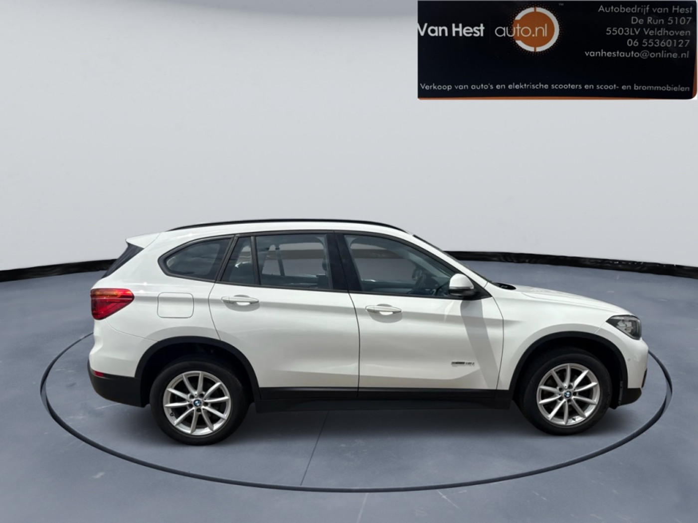 Foto van BMW X1 Sdrive18i