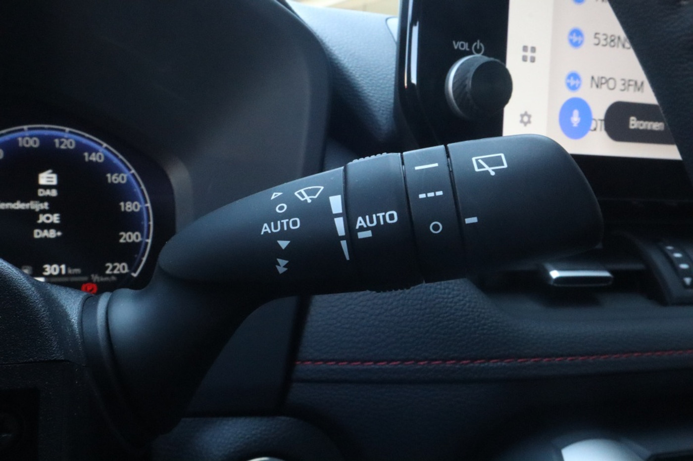 Foto van Suzuki Suzuki Across