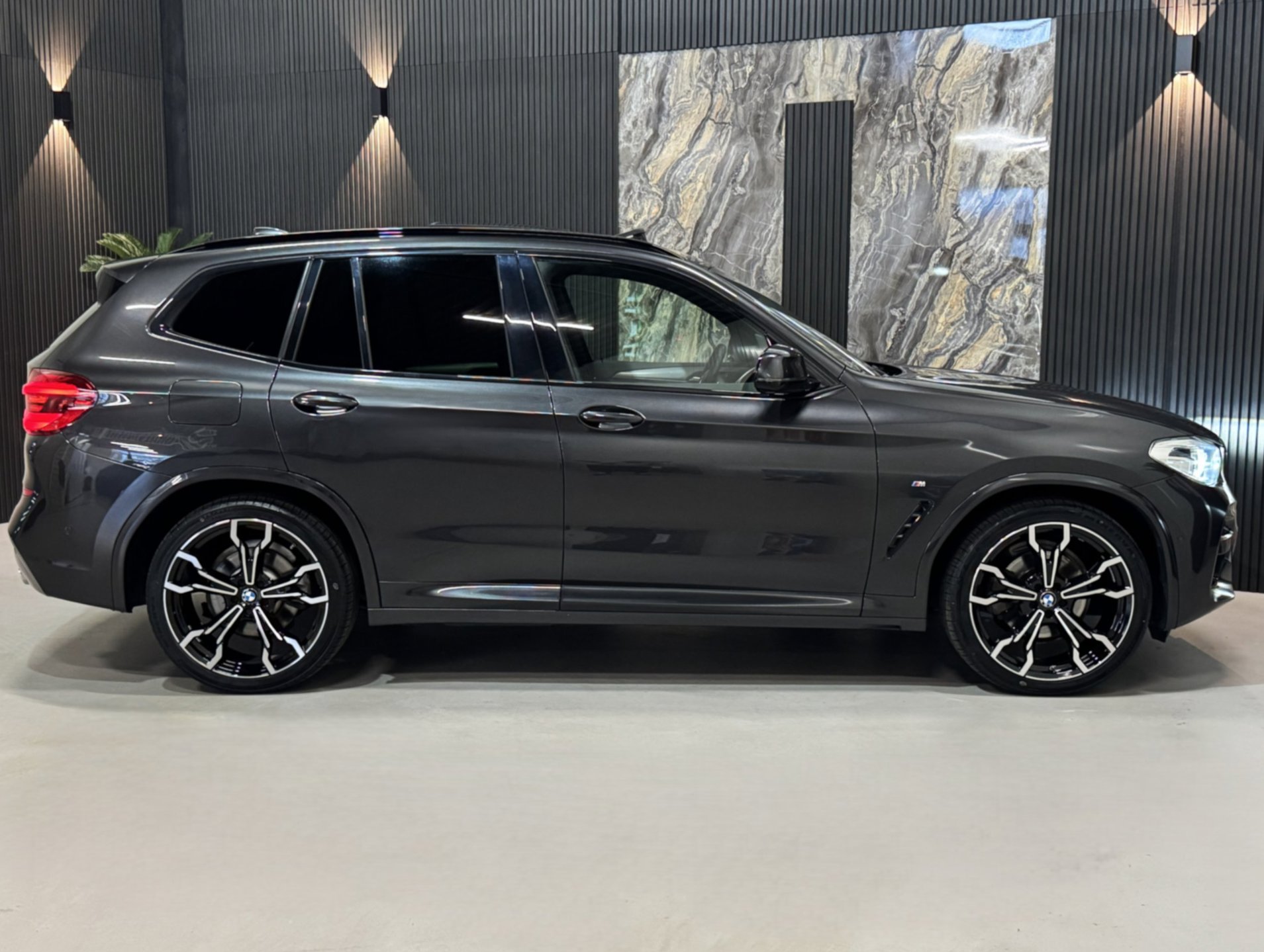 Foto van BMW X3 Xdrive20i