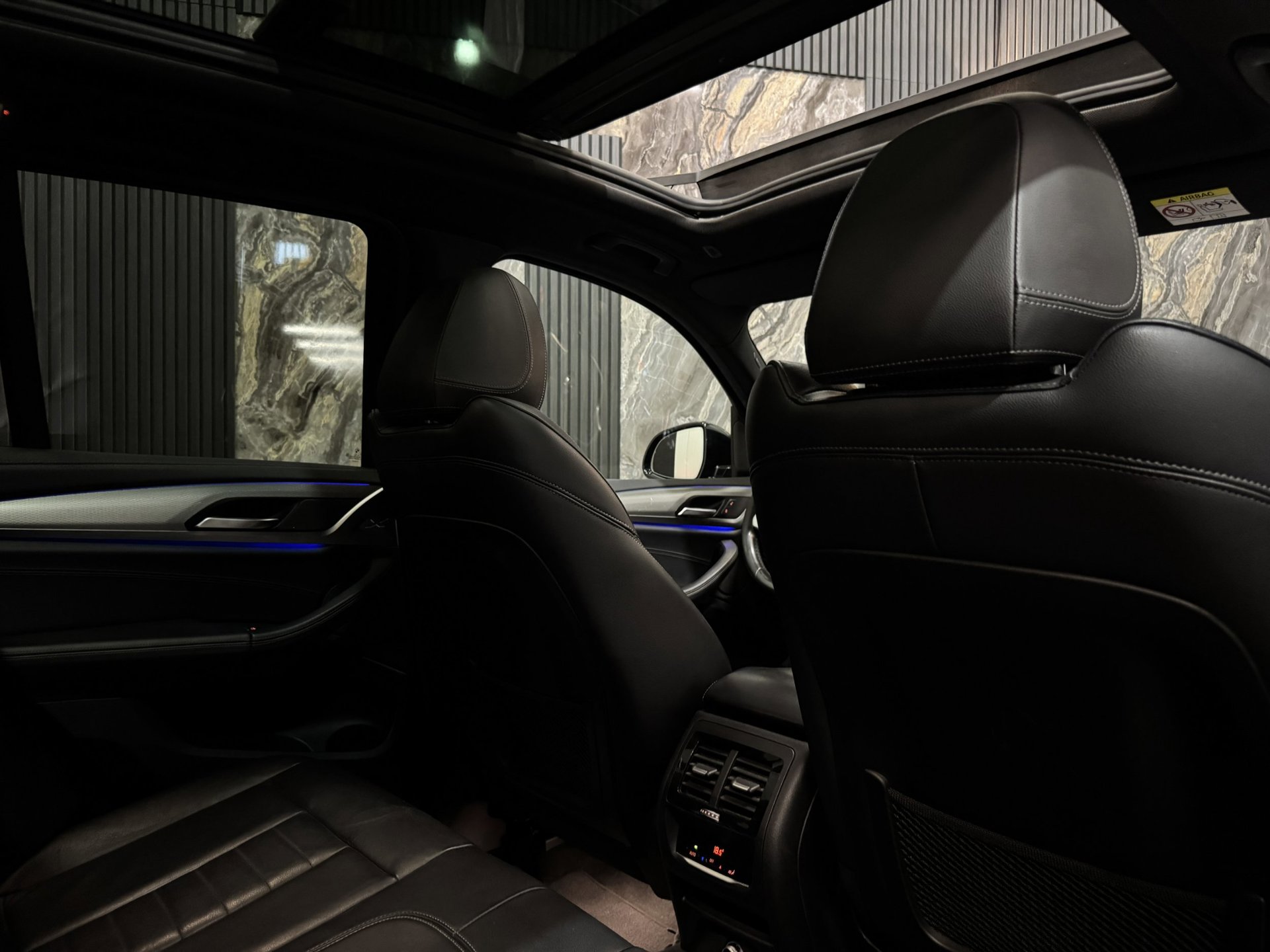 Foto van BMW X3 Xdrive20i