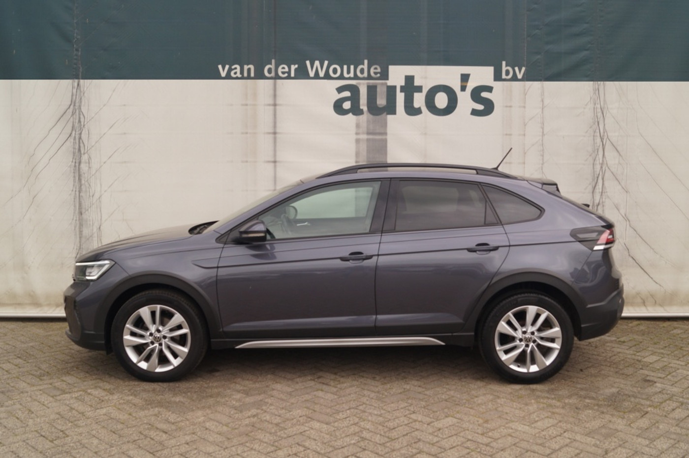 Volkswagen Taigo 1.0 TSI 115pk DSG Life Business -NAVI-ECC-DAB-PDC-CAM- 2024 - voorkant