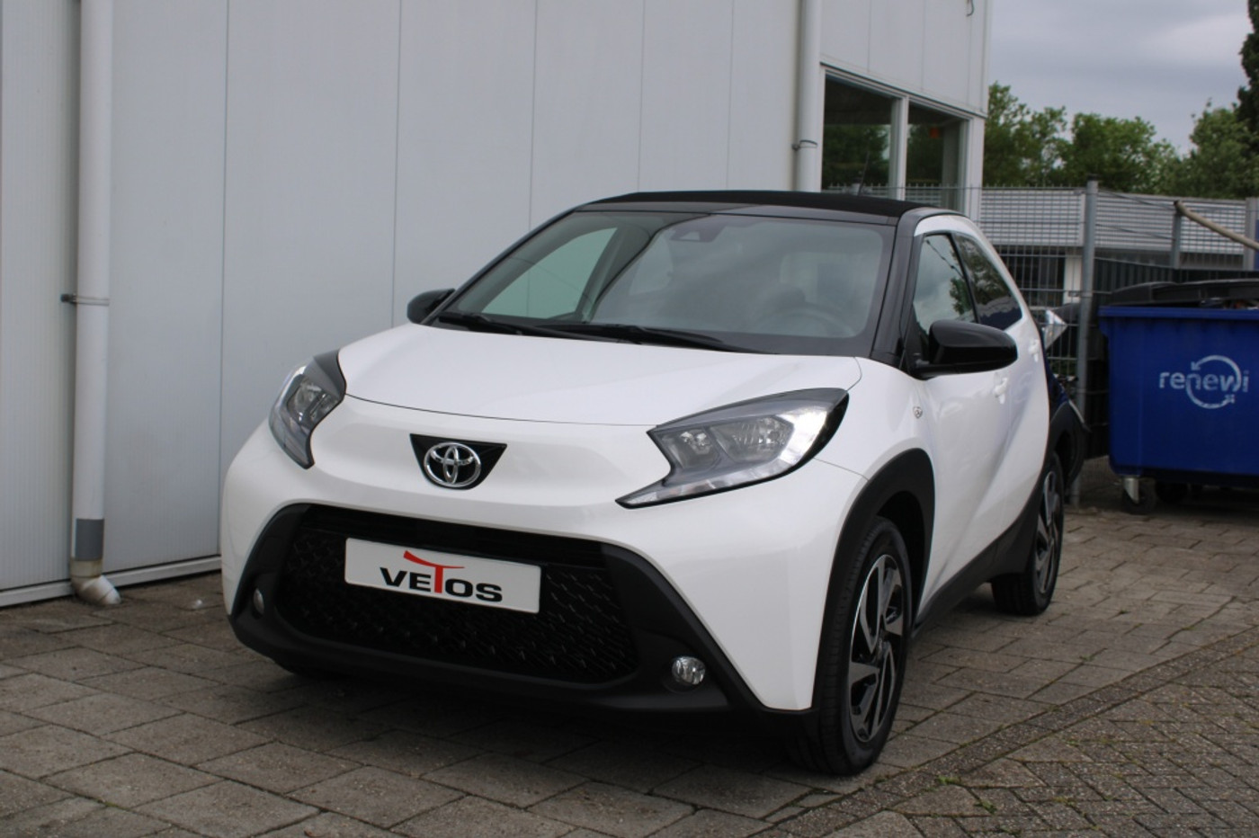 Toyota Toyota Aygo X 1.0 VVT-i S-CVT Envy Elektrisch schuifdak 2024 - voorkant
