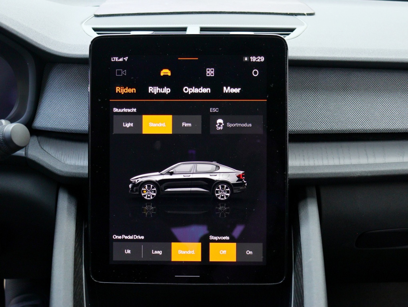 Foto van Polestar Polestar 2
