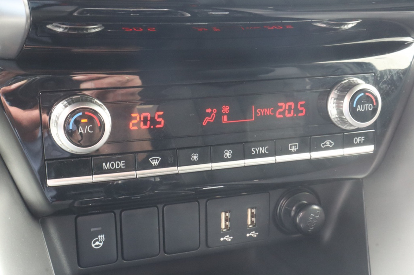 Foto van Mitsubishi Mitsubishi Eclipse Cross