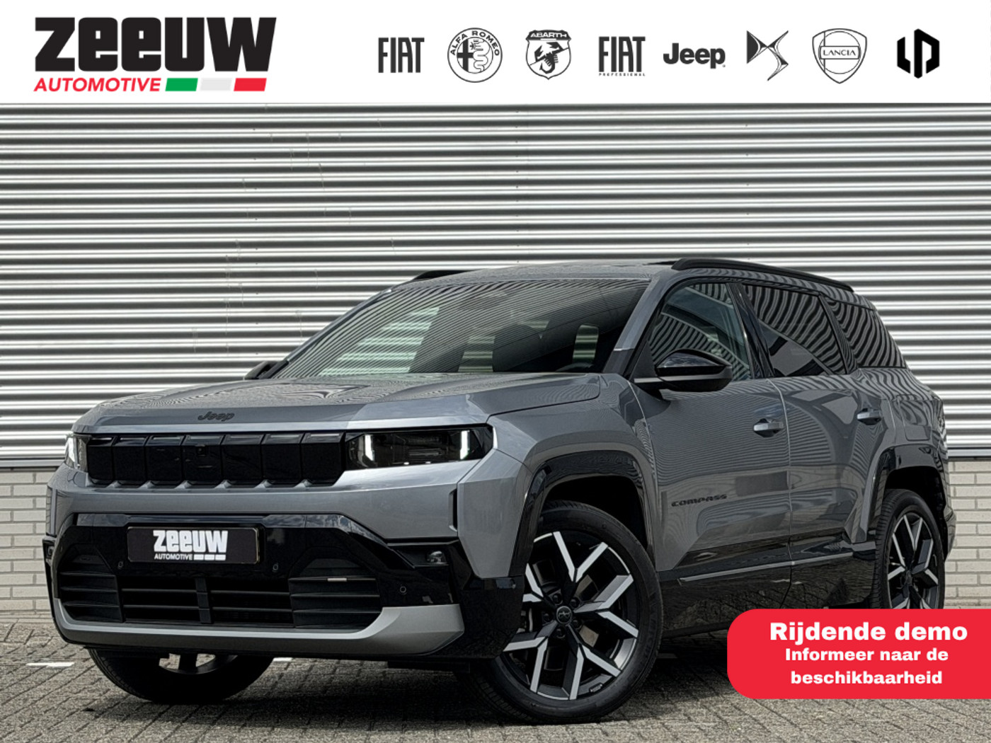 Jeep Compass First Edition 74 kWh | Schuifdak | Premium | 360cam | 20" 2026 - voorkant
