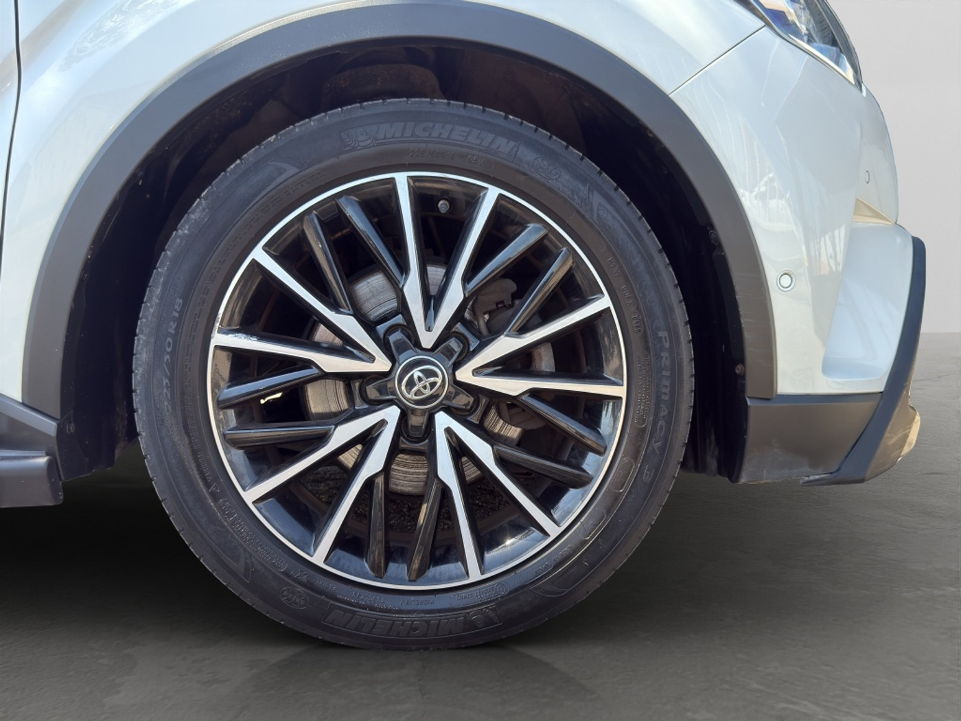 Foto van Toyota Toyota C-hr