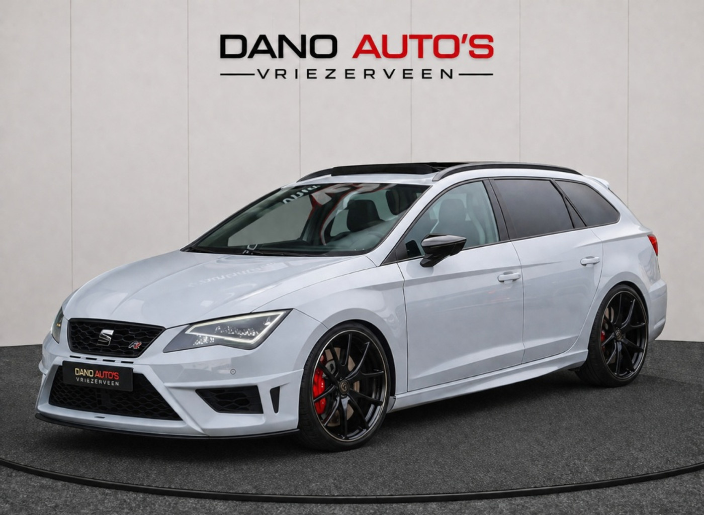 Seat Leon ST 2.0 TSI Cupra 290 JE DESIGN/Pano/ACC/Camera/20'' 2017 - voorkant