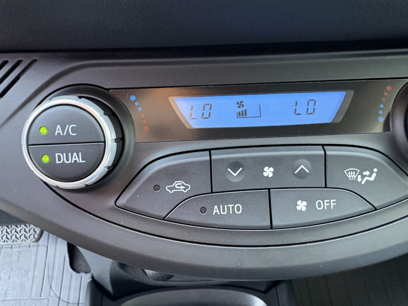 Foto van Toyota Toyota Yaris Hybrid