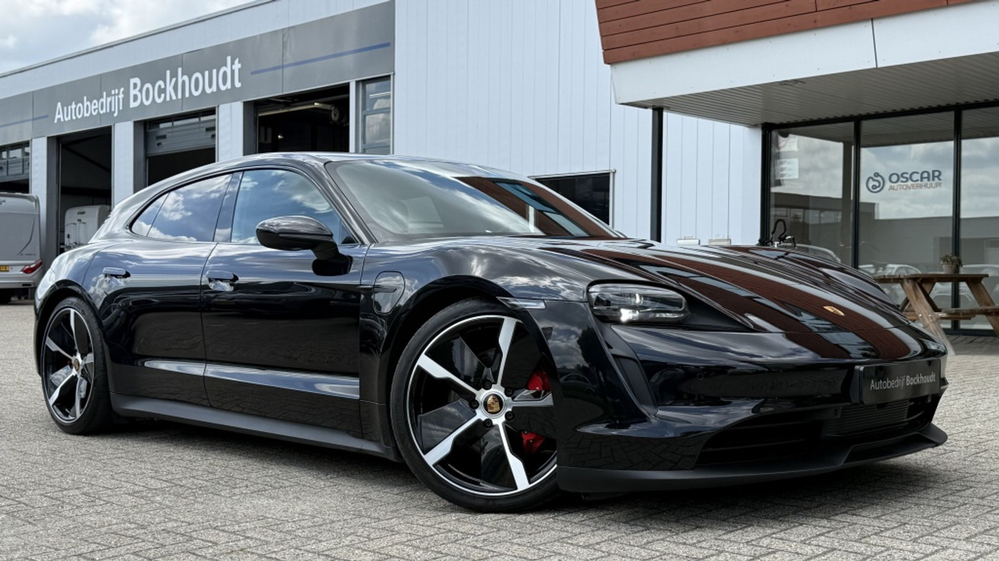 Foto van Porsche Taycan 4s