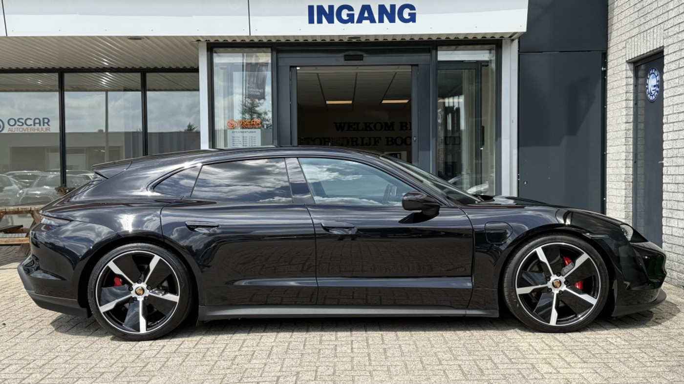 Foto van Porsche Taycan 4s