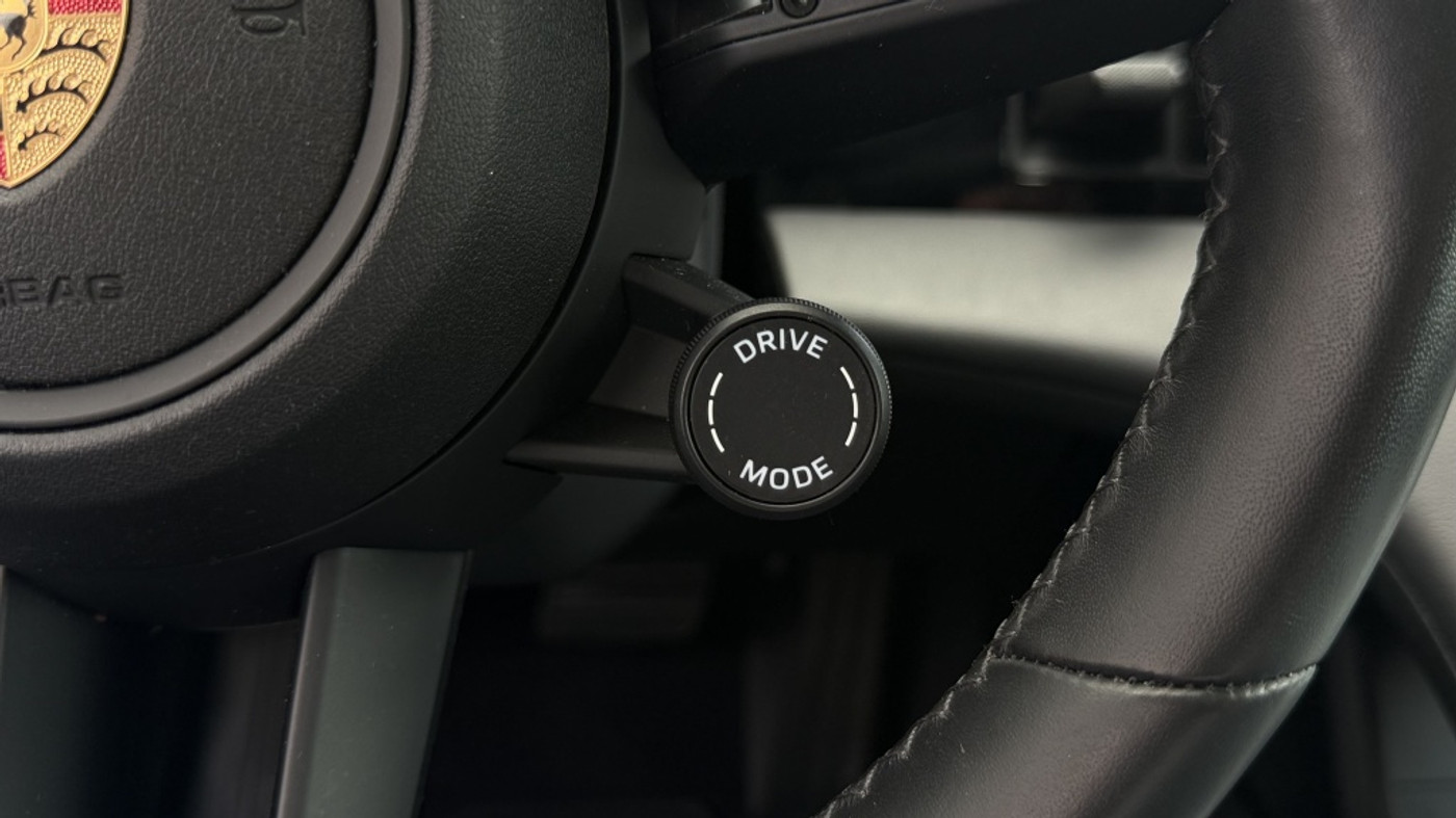 Foto van Porsche Taycan 4s