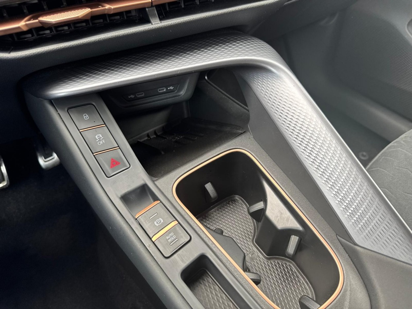Foto van Cupra Terramar E-hybrid