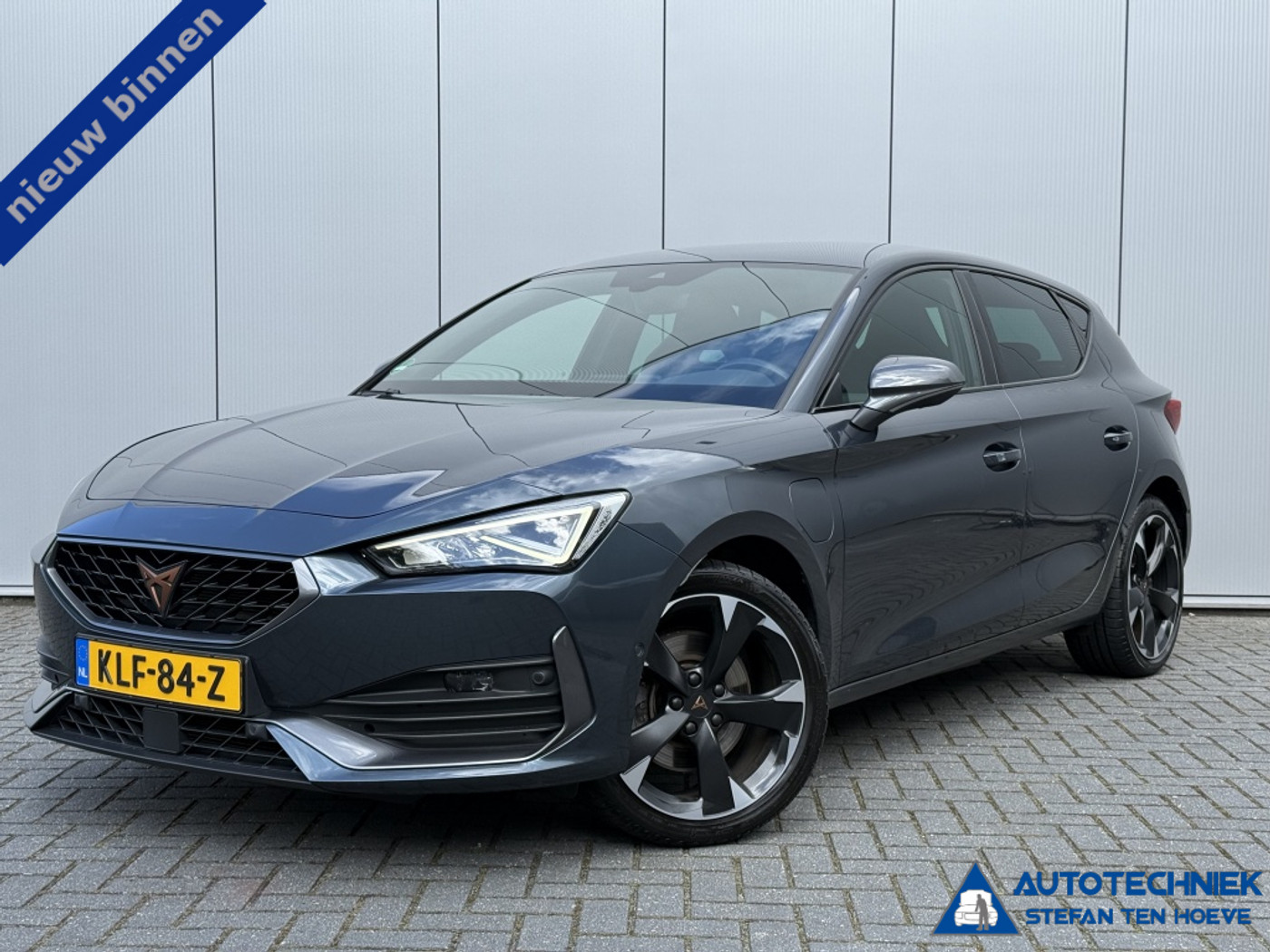 Cupra Cupra Leon E-hybrid150 1.4 e-Hybrid Performance navi camera Carplay 2022 - voorkant