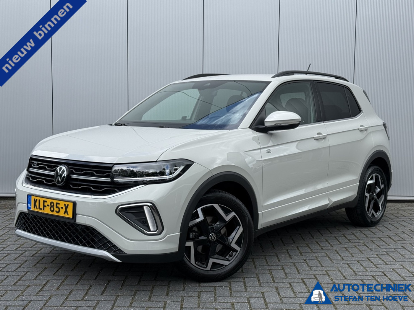 Volkswagen T-cross 1.5 TSI R-Line Ascot Grijs Carplay Camera Led Acc Trekhaak 2025 - voorkant