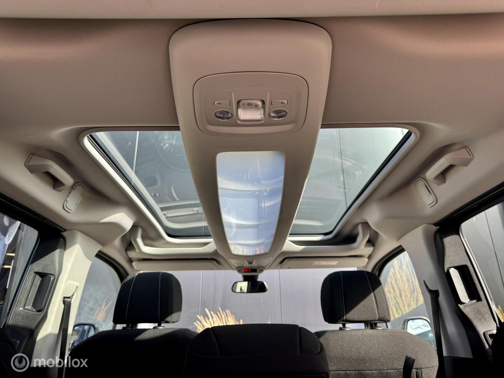 Foto van Opel Combo Tour