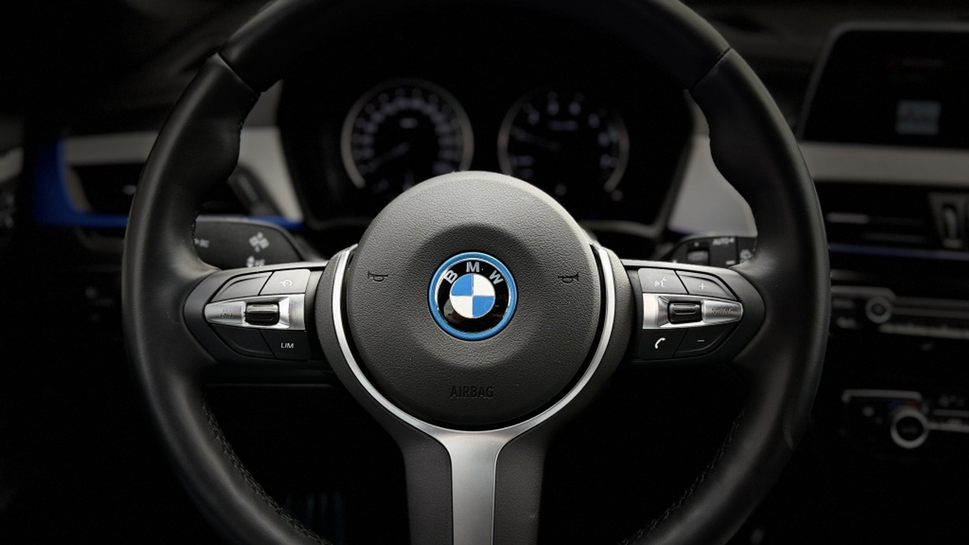 Foto van BMW X1 Xdrive25e