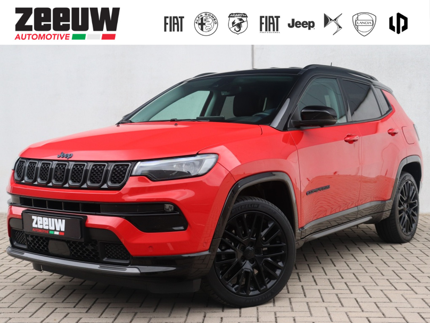 Jeep Compass 4xe 240 PK Hybrid S | Leder | Navi | Winter | Trekhaak | 19" 2024 - voorkant