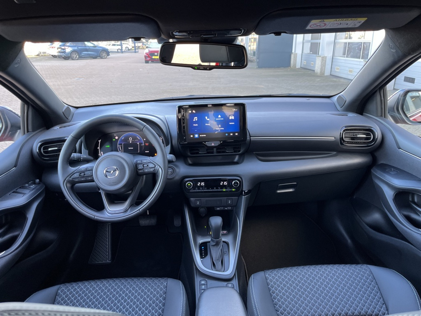 Foto van Mazda Mazda2 Hybrid