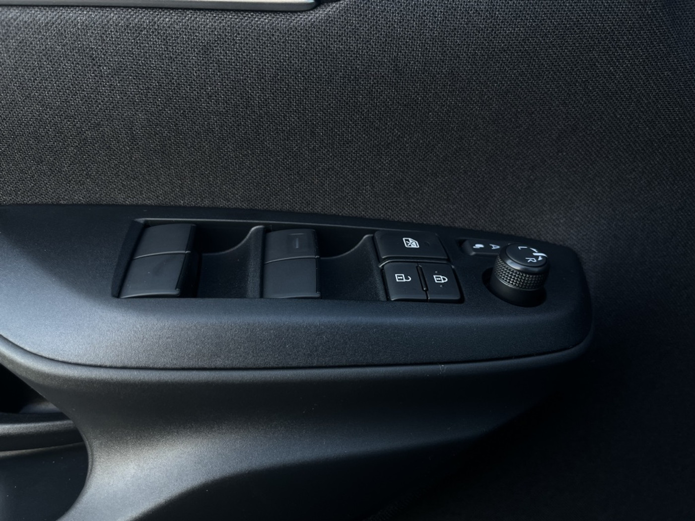 Foto van Mazda Mazda2 Hybrid
