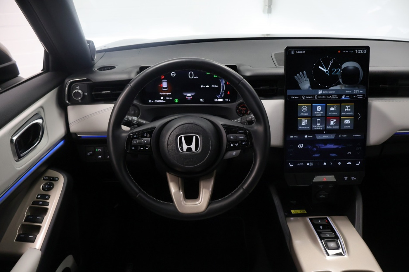 Foto van Honda E:ny1