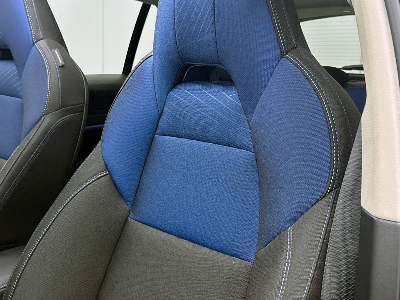 Foto van Lynk&co LYNK & Co 01